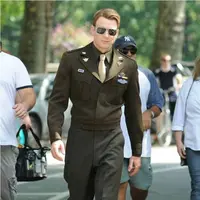 Chris Evans, pemeran Captain America.