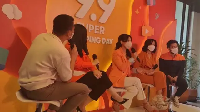 Ada 3 Tipe Belanja di Shopee, Thariq Halilintar dan Fuji Termasuk yang Mana?