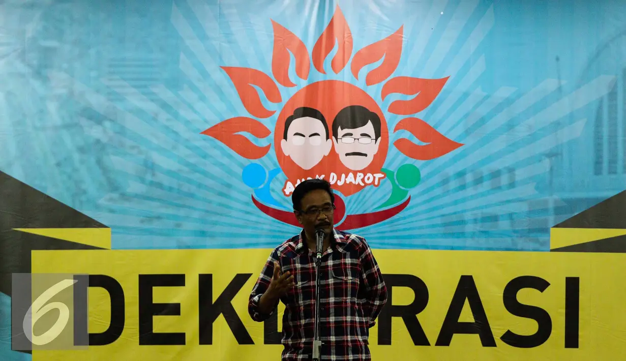Calon Wagub DKI Jakarta, Djarot Saiful Hidayat memberikan sambutan saat menghadiri deklarasi Relawan Matahari di Jakarta, Minggu (13/11). Deklarasi tersebut sebagai dukungan untuk Ahok dan Djarot di Pilkada DKI 2017. (Liputan6.com/Faizal Fanani)