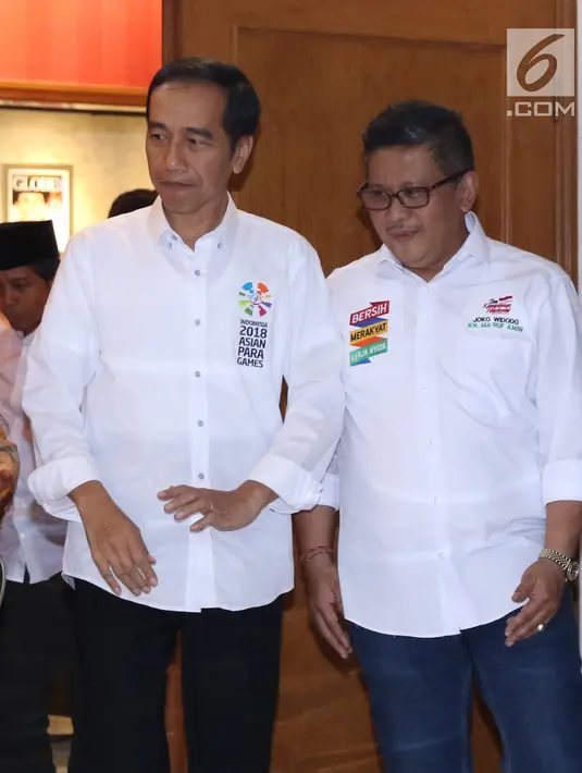 Bakal Calon Presiden petahana, Joko Widodo jelang mengumumkan penetapan Ketua Dewan Pengarah Tim Kampanye dan Ketua Tim Kampanye Nasional Jokowi/Ma’ruf Amin di Jakarta, Jumat (7/9). (Liputan6.com/Helmi Fithriansyah)
