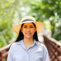 ilustrasi bahagia tersenyum/GBJSTOCK/Shutterstock