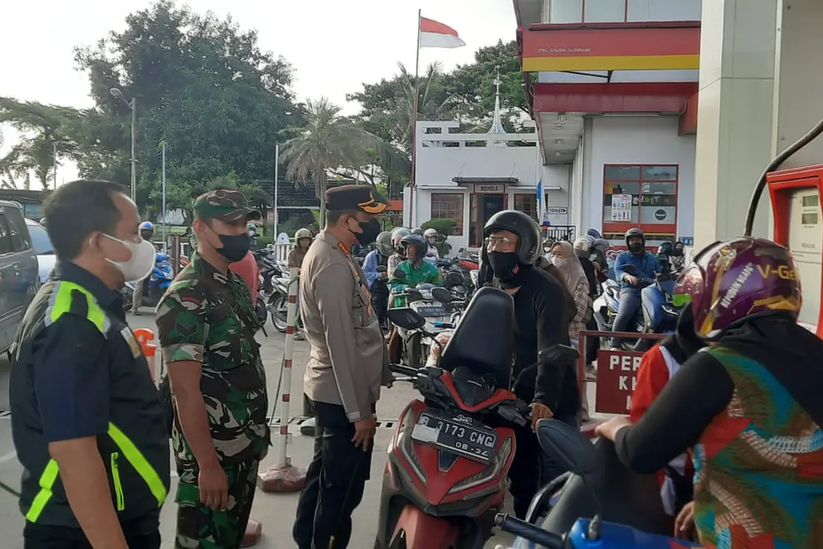 Polres Metro Tangerang Kota memperketat pengamanan di SPBU-SPBU yang ada di kawasan Kota Tangerang
