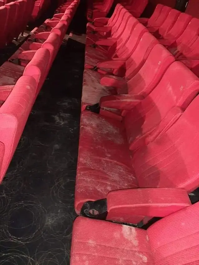 Dipenuhi Jamur, Ini 5 Potret Isi Bioskop di Malaysia Usai Lockdown Dua Bulan