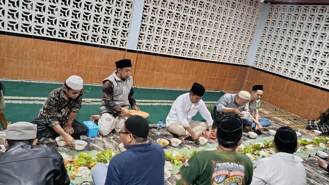 Andra Soni Bacakan Bersama Santri dan Ulama. (Selasa, 22/10/2024). (Istimewa).
