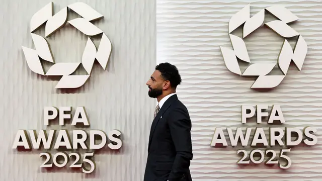 Foto: Rekor Gila Mohamed Salah setelah Sabet PFA Player of The Year yang Ketiga