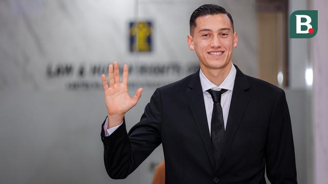 Pengambilan sumpah janji setia WNI Jay Idzes