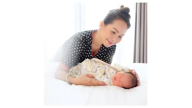 7 Potret Anak Pertama Yuanita Christiani, Parasnya Curi Perhatian