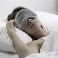 Ilustrasi manfaat penutup mata saat tidur. (c) amenic181/Depositphotos.com