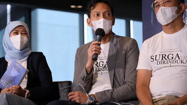 Fedi Nuril dalam konferensi pers Surga Yang Tak Dirindukan 3. (Foto: Dok. MD Pictures)