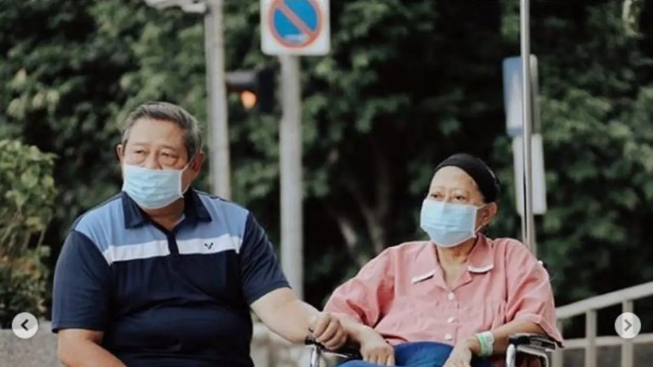 Ani Yudhoyono (Foto: Instagram/@ruby_26)