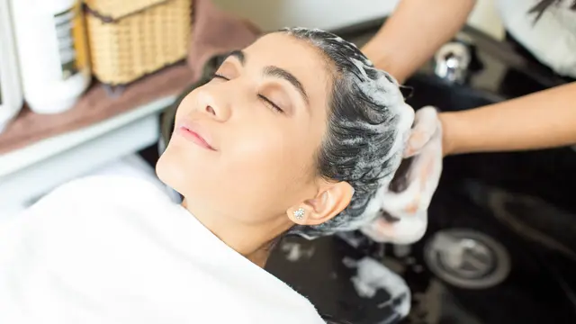  Freepik/katemangostar)