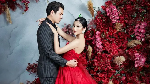 Segera Menikah, Ini Gaya Mesra Pemotretan Glenca Chysara dan Rendi John