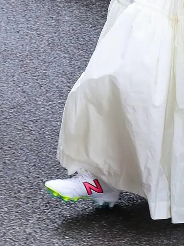 Dari Lapangan ke Jalanan, Sepatu Bola Menjadi Tren Gaya Hidup di Tahun 2025