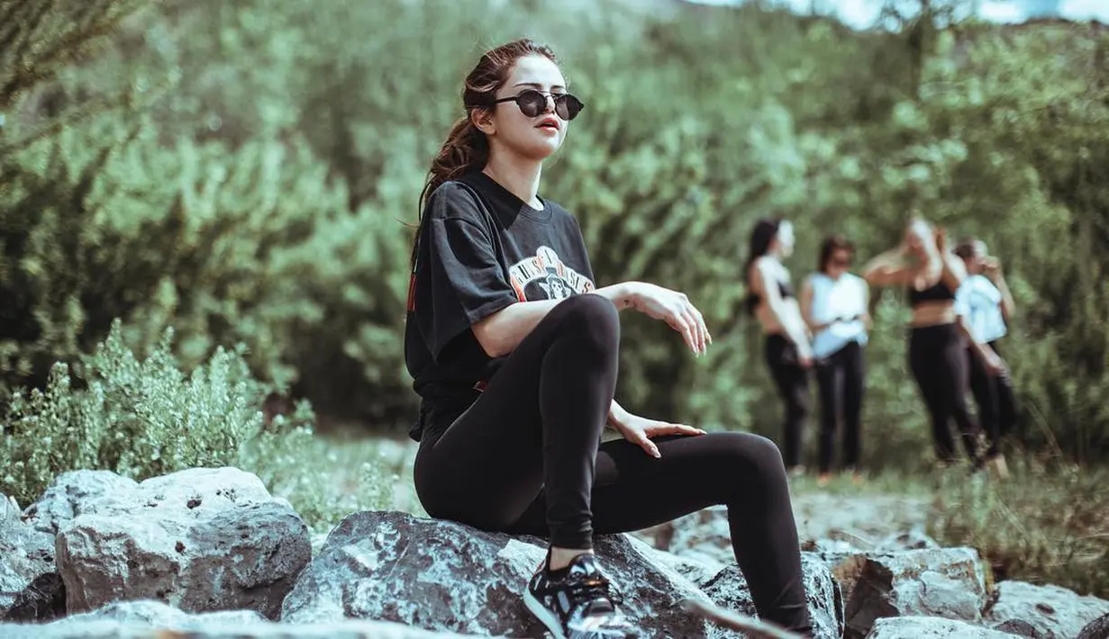 Lebih lanjut sumber itu mengatakan Selena membutuhkan waktu untuk sendiri namun hal itu malah membuktikan betapa kuat cinta dan ikatannya pada Justin. (Instagram/selenagomez)