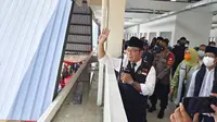 Gubernur Jawa Barat, Ridwan Kamil, meresmikan pembukaan Pasar Rakyat Jabar Juara, Kecamatan Sawangan, Kota Depok (Liputan6.com/Dicky Agung Prihanto)