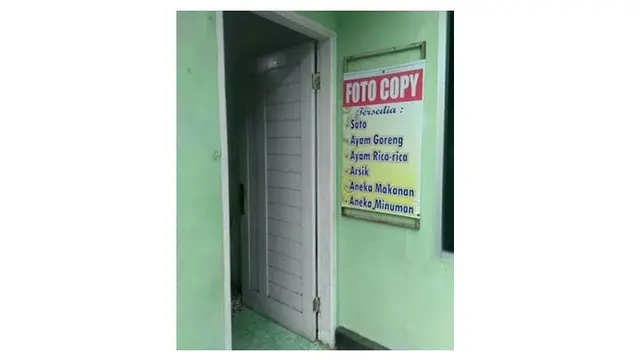 Potret Spanduk di Toko Ini Nyeleneh Abis, Bikin Emosi