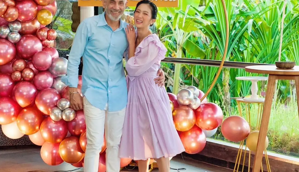 Bunga Zainal dan Sukhdev Singh (Instagran/bungazainal05)