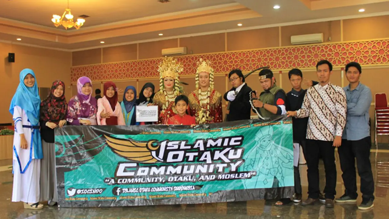 Dresscode Cosplay untuk Resepsi, Kenapa Engga?
