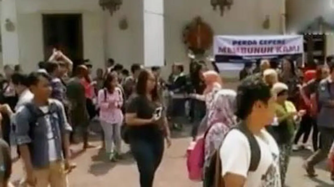 VIDEO: Tolak Perda Gepeng DIY, Ratusan Orang Gelar Flash Mob