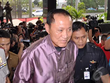  Menkum HAM Amir Syamsuddin mendatangi gedung KPK, Jakarta, Selasa (26/8/2014) (Liputan6.com/Miftahul Hayat)