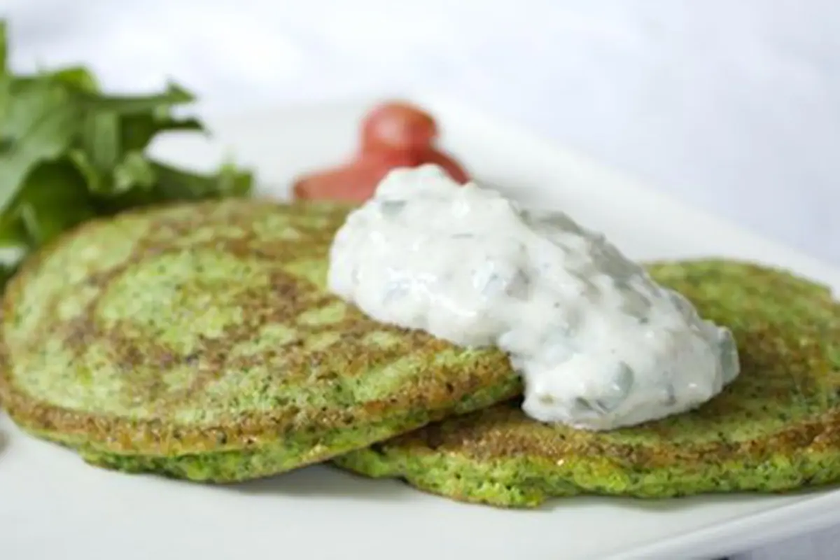 Brokoli bisa kamu olah jadi pancake yang sehat dan lezat/copyright: beyondthepeel
