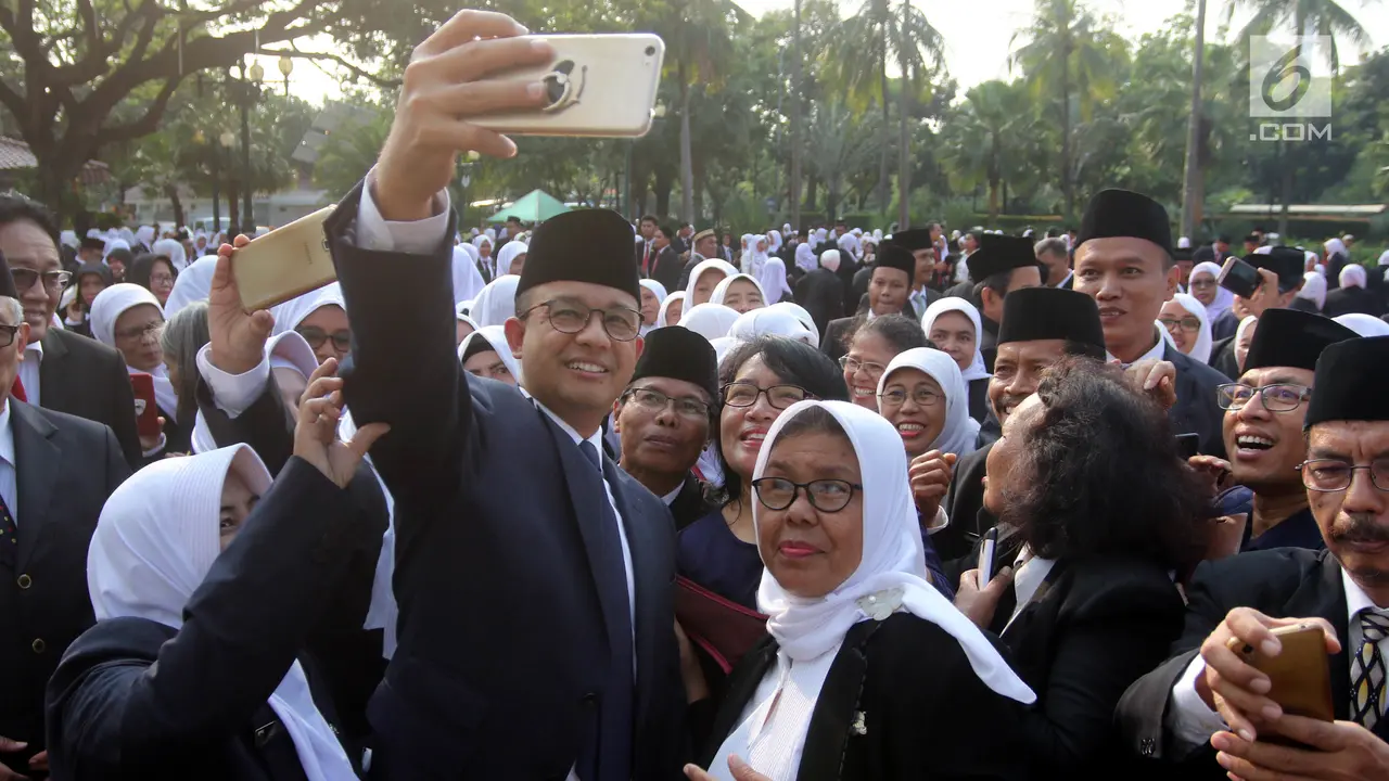 Anies Baswedan Lantik 916 Pejabat Fungsional Pemprov DKI