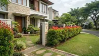 12 Tanaman Hias yang Cocok Diletakkan di Depan Pagar, Bikin Tampilan Rumah Makin Estetik
