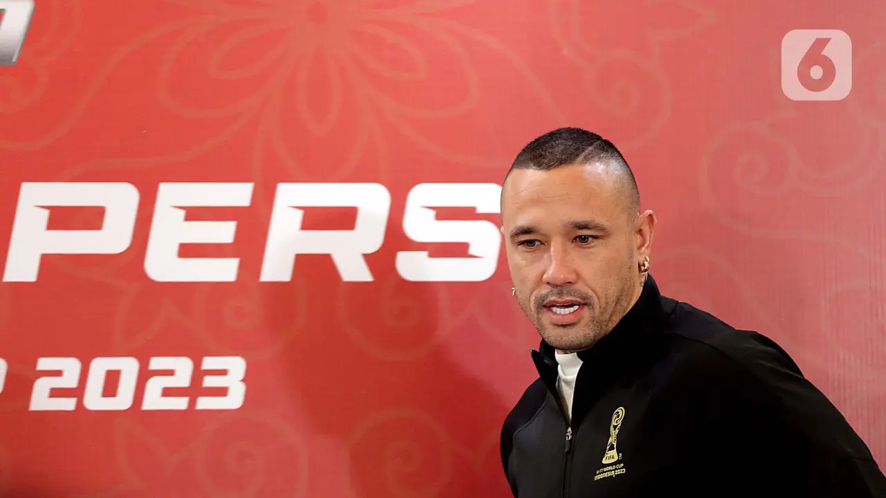 Ketua Umum PSSI Erick Thohir Gandeng Radja Nainggolan dan Sabreena Dressler
