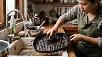 7 Cara Membersihkan Grill Pan dengan Ampas Kopi, Kerak Gosong Hilang Tanpa Susah Menggosok