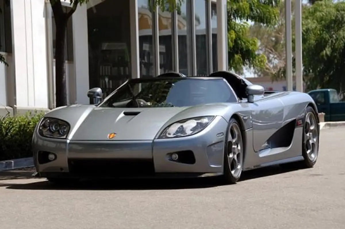 Mobil mewah Koenigsegg CCX. (via Wikipedia)