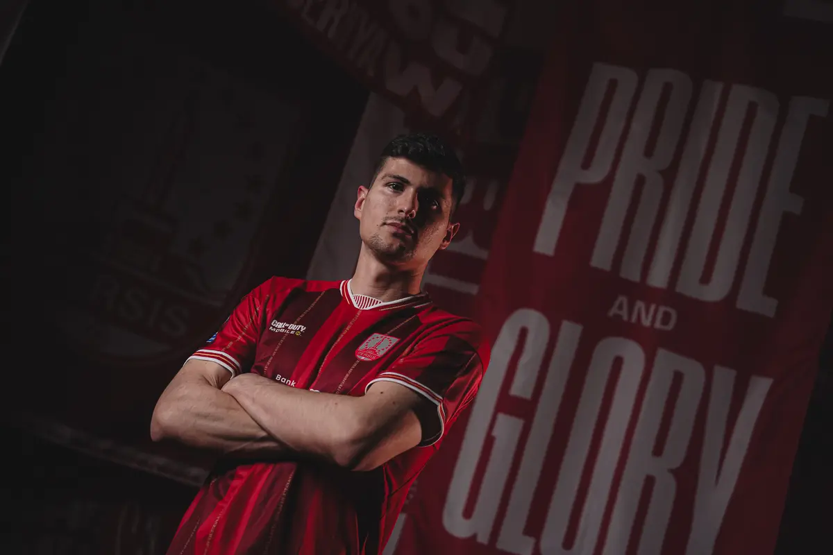 Persis Solo