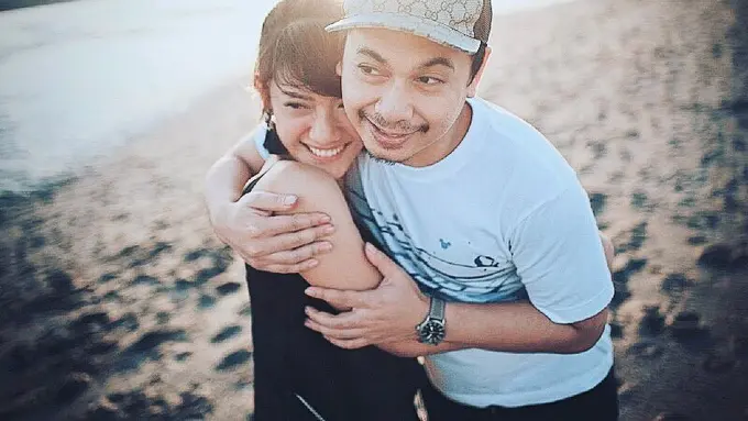 [Bintang] Raditya Dika dan Anissa Aziza