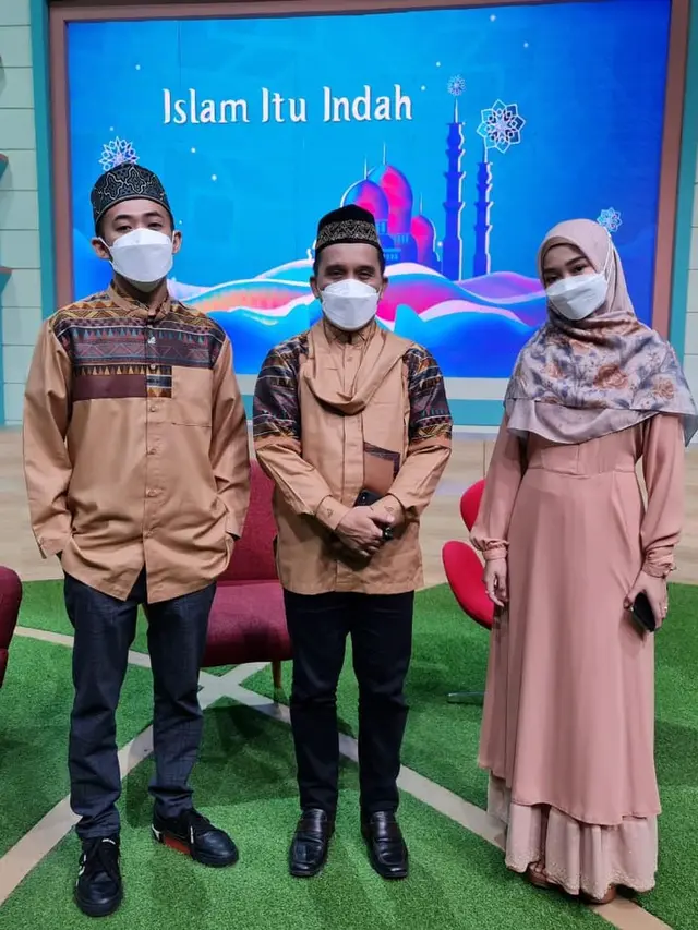 Chandrika Chika Saat Berhijab