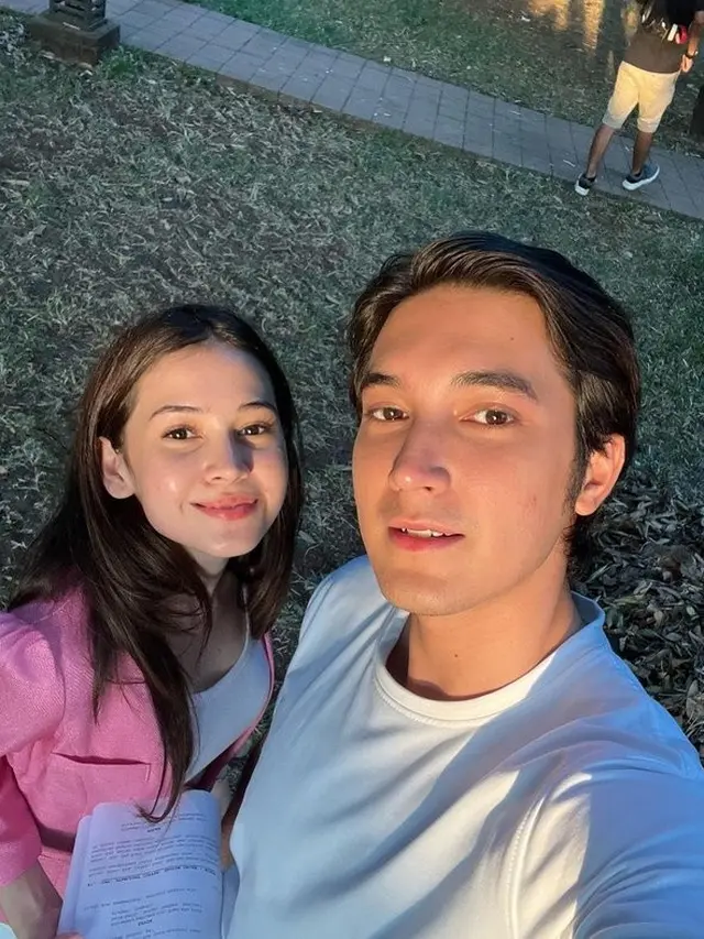 [Fimela] Sandrinna Michelle Dan Junior Roberts