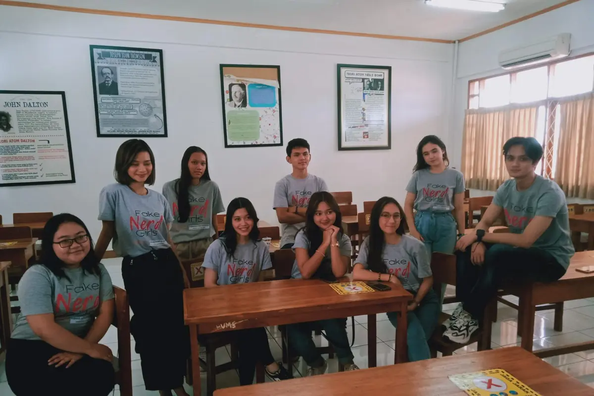 Meet & Greet Cast Film  Webseries  Fake Nerd Girl berlangsung di Lab School, Kebayoran Baru, Jakarta Selatan