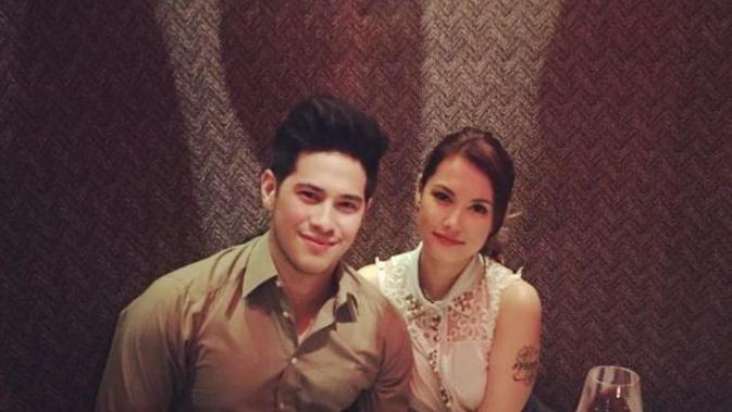 Takut Ditinggal Kekasih Maria Ozawa Salahkan Diri Sendiri Showbiz Liputan6 Com