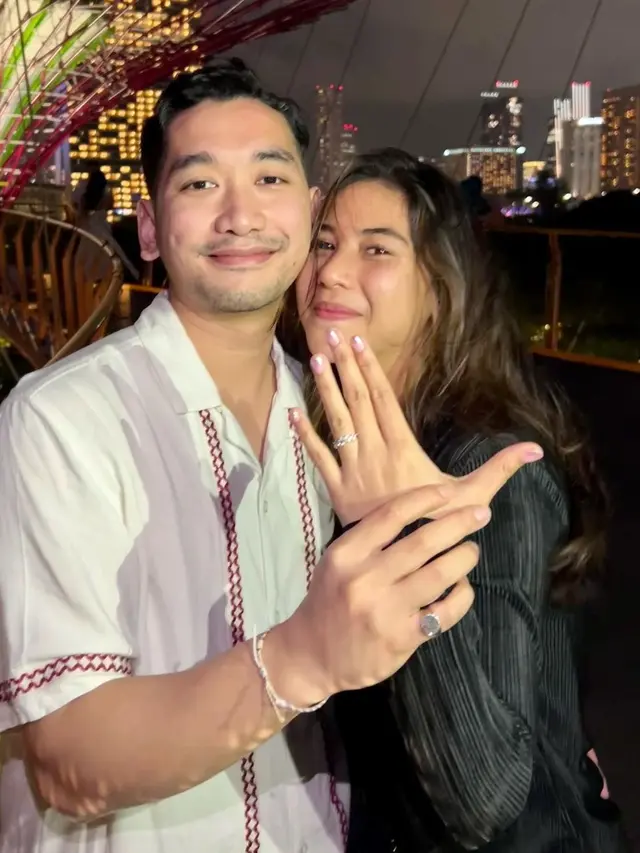 Adinda Thomas dan Kekasihnya