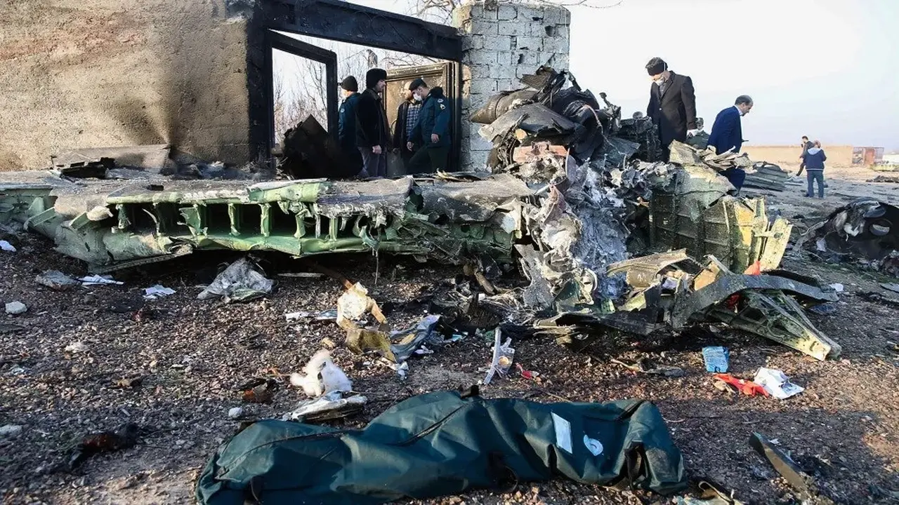 8 Januari 2020: kembali menggenang Tragedi Mengerikan: Pesawat Ukraina Jatuh di Iran, 176 Orang Tewas