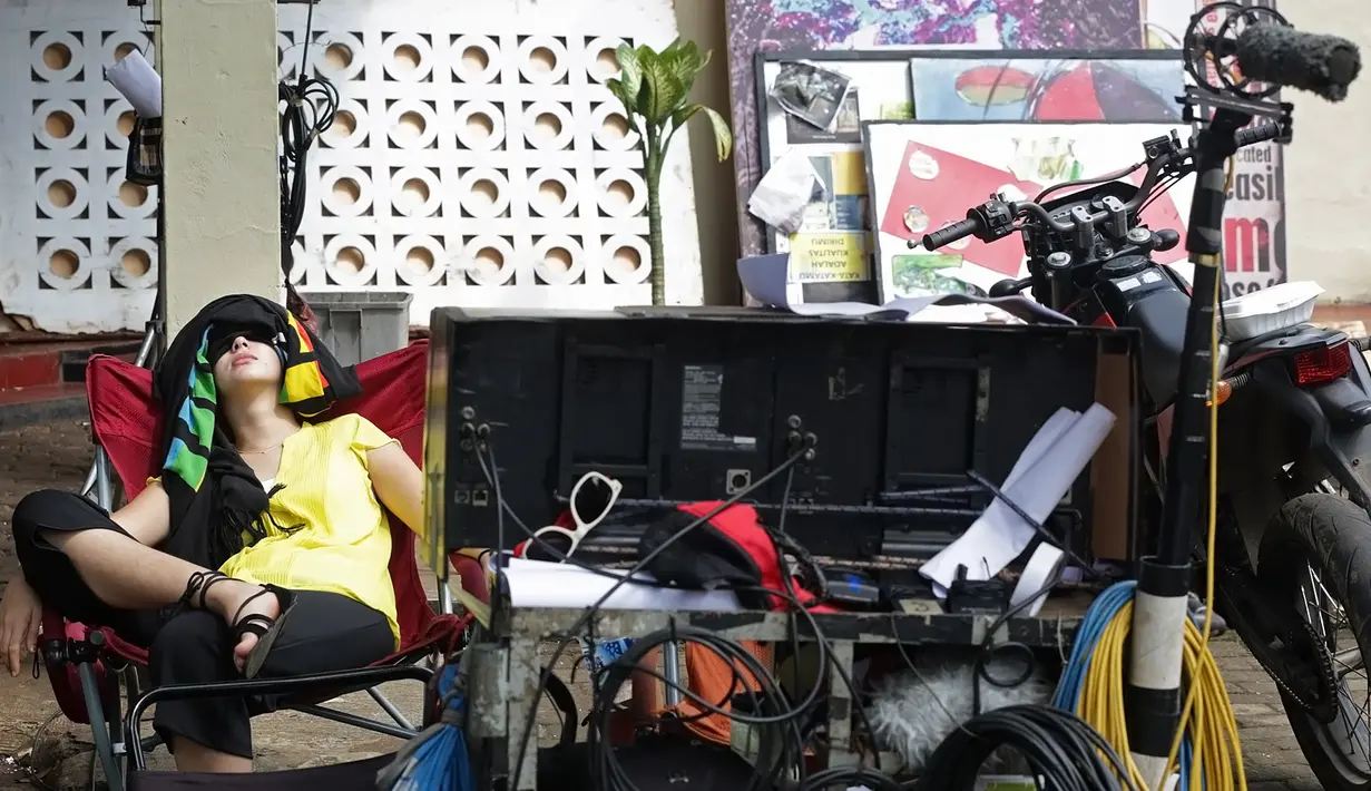 Yang berbeda dengan serial sebelumnya. Selain cerita, beberapa tokoh baru siap ditampilkan.  Selain ada empat Tuyul dan satu Raja Tuyul. Begitu juga dengan Kentung yang menjadi lima saudara. (Bambang E. Ros/Bintang.com)