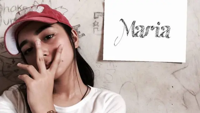 [Bintang] Jualan Popcorn, Gadis Cantik Ini Hebohkan Dunia Maya