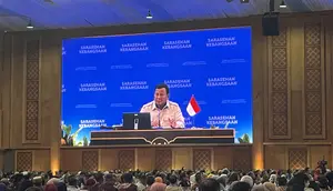 Prabowo Kelakar Menterinya Mulai Botak