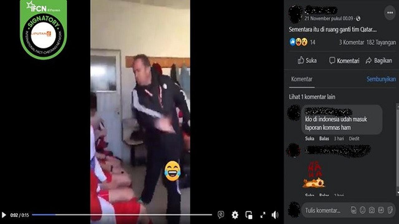 Gambar Tangkapan Layar Video Pelatih Menampar Pemain di Ruang Ganti Tim Sepak Bola Qatar (sumber: Facebook).