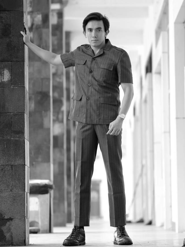 Ahmad Nowmenta Putra dikenal sebagai konten kreator dan penulis buku sejarah.