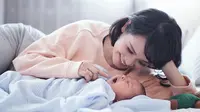 Tegangnya Anak Andien Saat Berenang