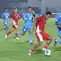 Tim racikan pelatih Indra Sjafri sempat kesulitan untuk keluar dari tekanan pemain India. (Bola.com/Muhammad Iqbal Ichsan)