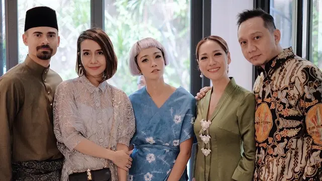 Saudara Sepupu, Ini 6 Momen Kebersamaan BCL dan Intan Ayu