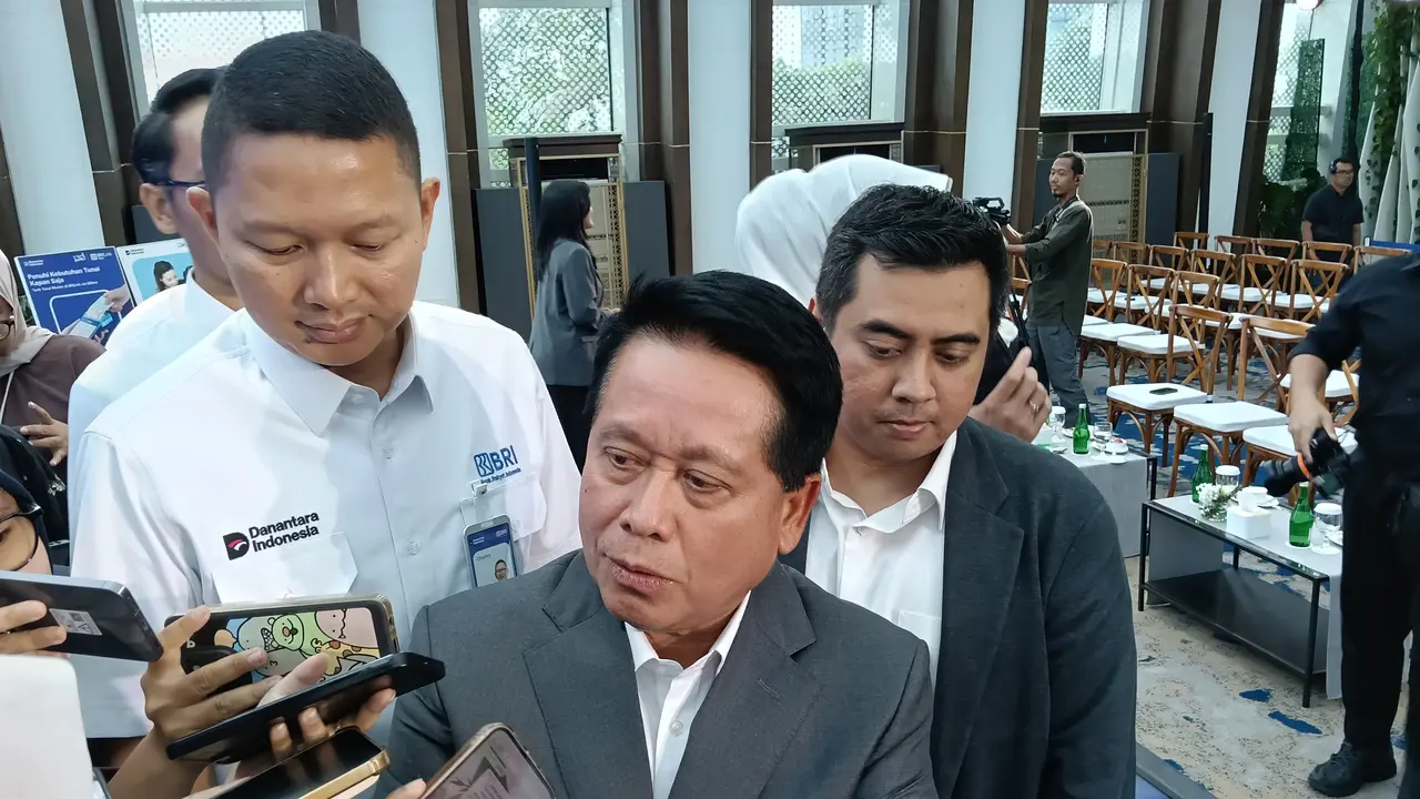 Direktur Utama BRI Hery Gunardi saat Launching BRI Corporate Rebranding di Menara BRILian, Jakarta, Selasa (16/12/2025). (Foto: Liputan6.com/Maulandy R)