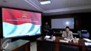 Ketua Badan Kehormatan Dewan Perwakilan Daerah (DPD) RI A.M. Fatwa (kanan) sebelum menggelar rapat pleno ke 2 terkait kasus yang menimpa Ketua DPD Irman Gusman di Gedung DPD RI, Jakarta, Senin (19/9). (Liputan6.com/Johan Tallo)