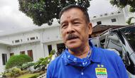 Komisaris PT Persib Bandung Bermartabat (PBB), Umuh Muchtar. (Bola.com/Erwin Snaz)