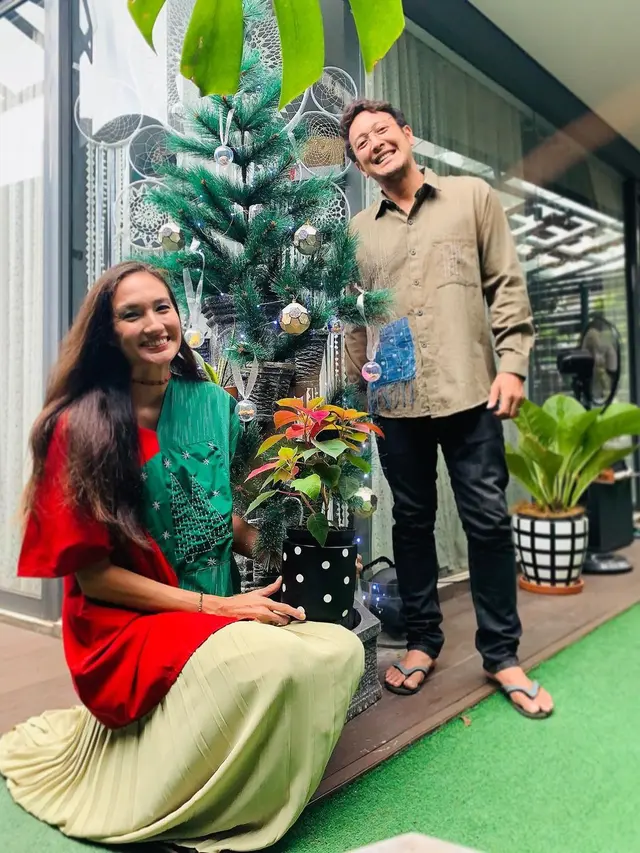 7 Potret Rumah Nadine Chandrawinata dan Dimas Anggara, Banyak Spot Instagramable